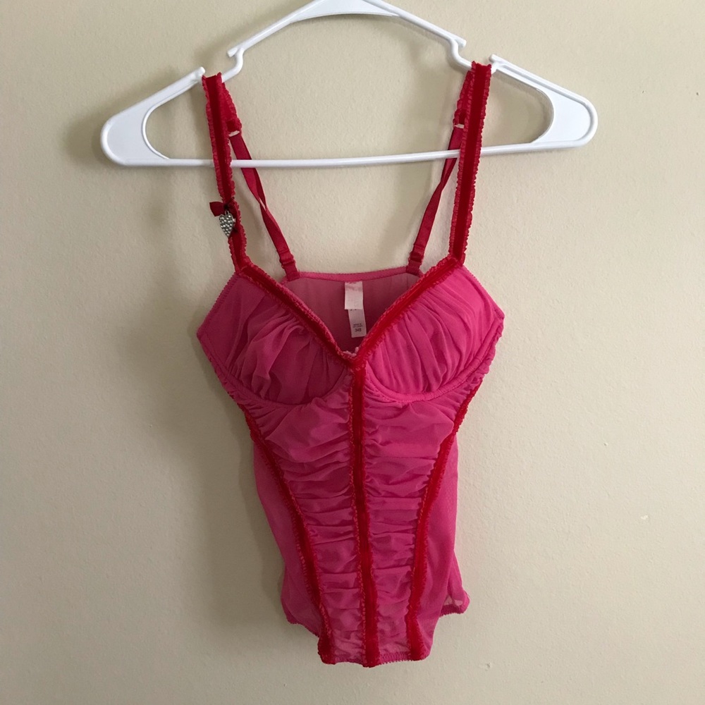 Victoria’s Secret Valentine Teddy Size 34B